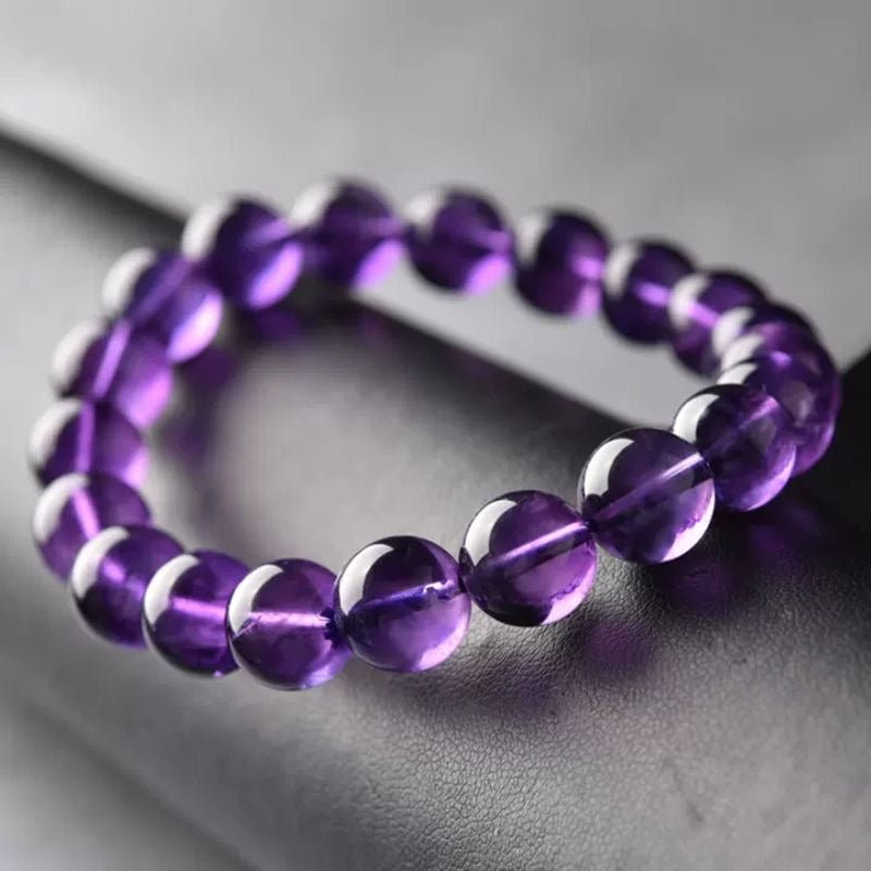 Amethyst is suitable for Pisces, Aries, Cancer, Virgo, Libra, Sagittarius, Capricorn